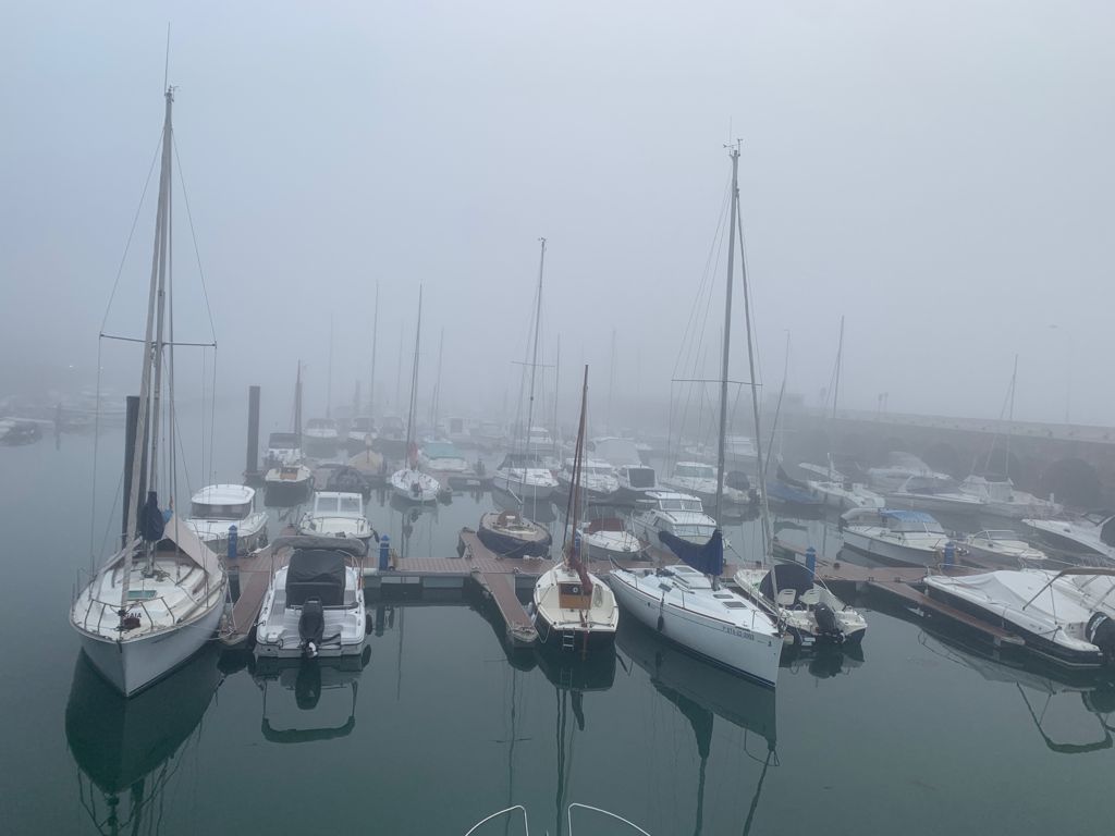 Fotos: La niebla en el amanecer de Santander