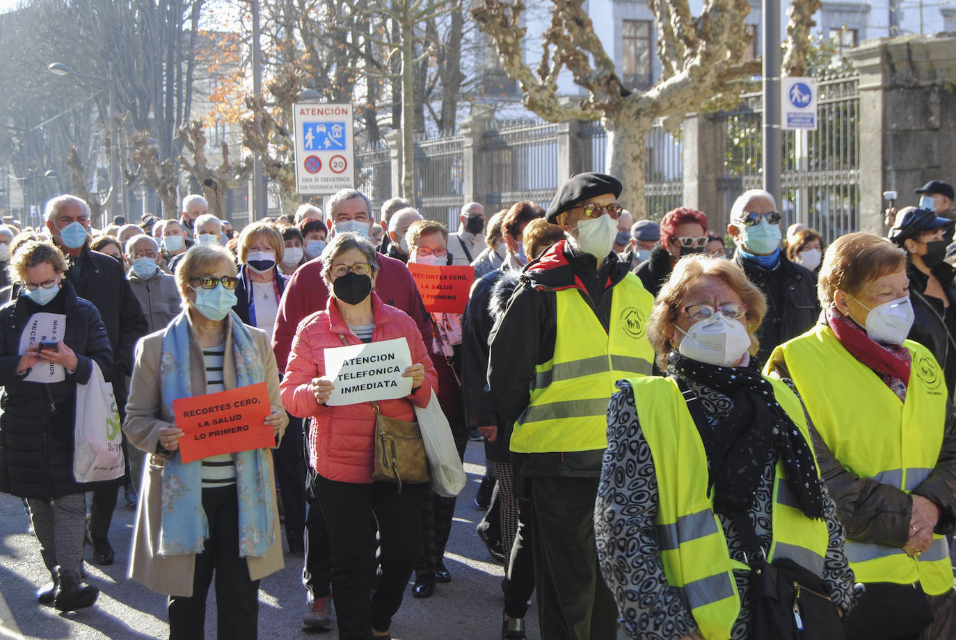 Fotos: Santoña se echa a la calle