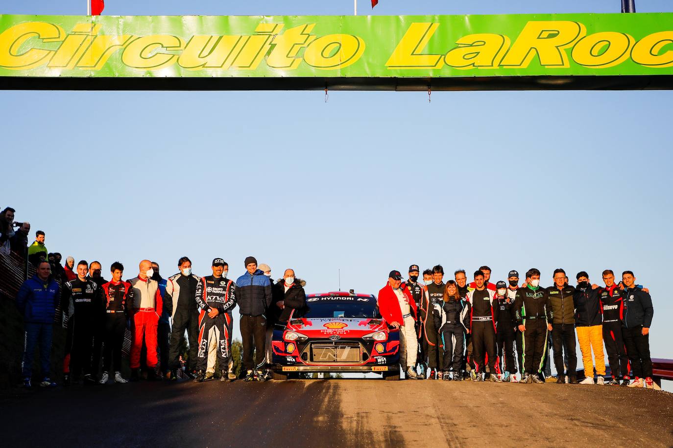 Fotos: Óscar Palacio se impone en la Carrera de Campeones