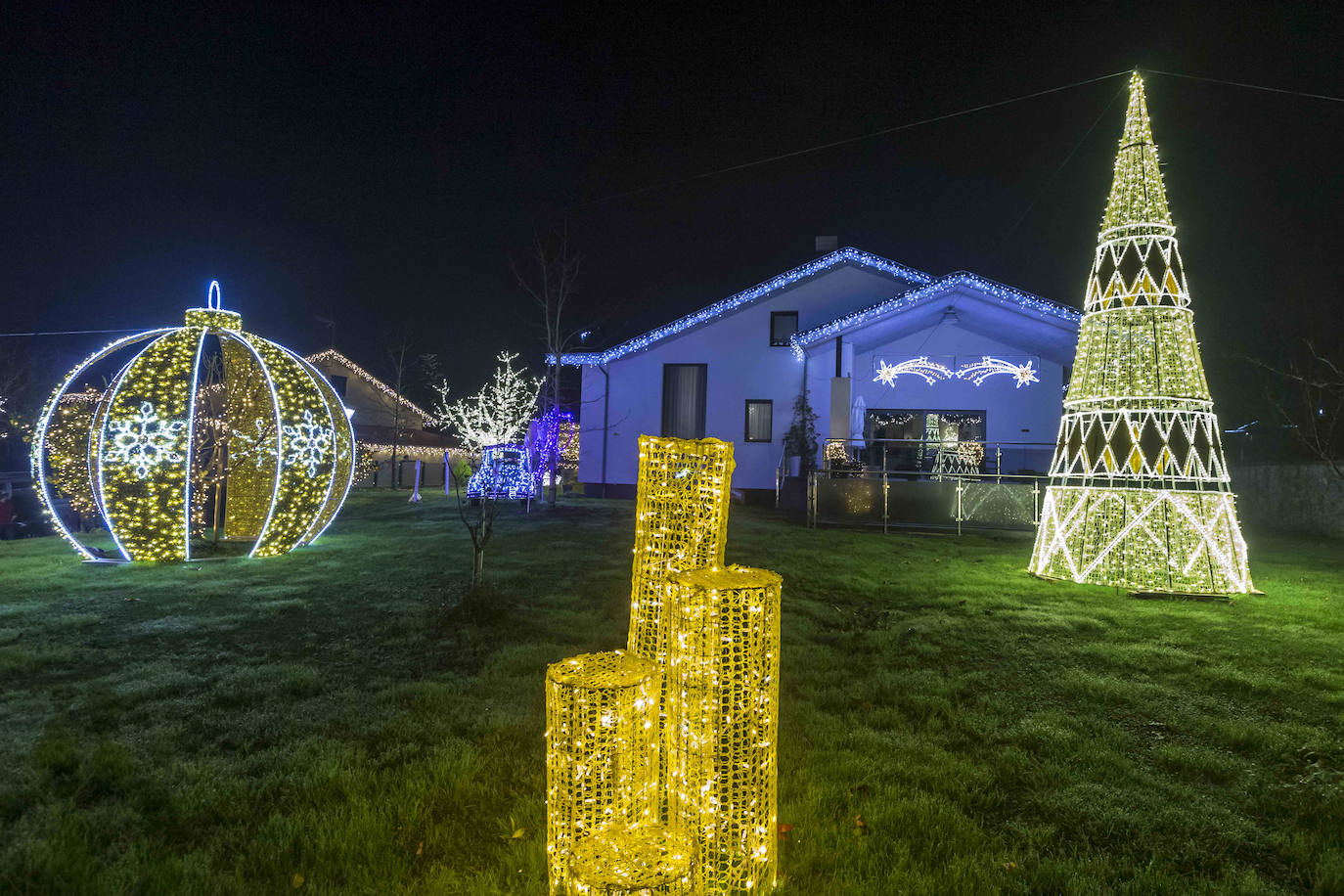 Fotos: Quijano: el espectáculo de la Navidad está en sus casas | El Diario  Montañés