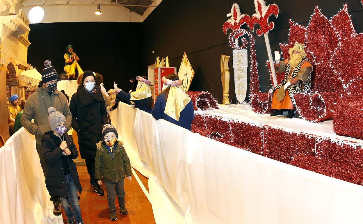 El pasado mes de enero en Torrelavega, distancia y mascarillas 