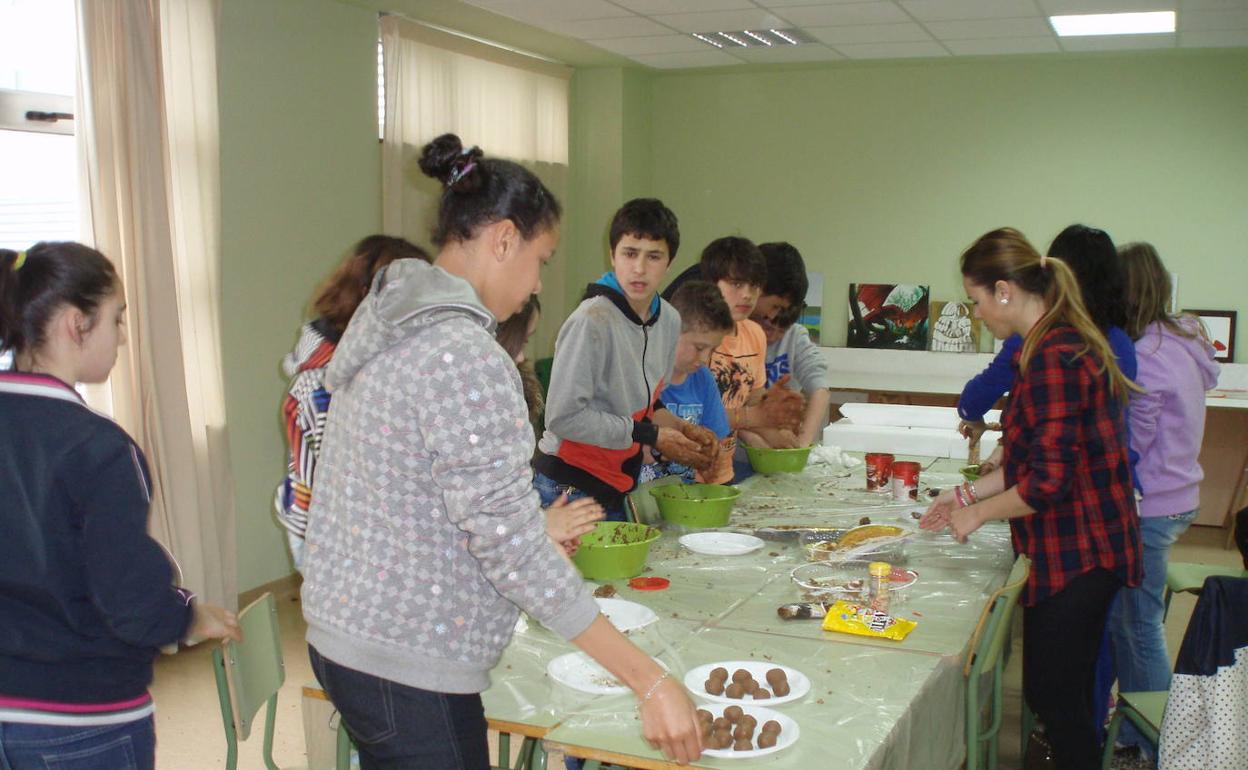 Piélagos programa actividades de ocio juvenil alternativo los sábados por la tarde