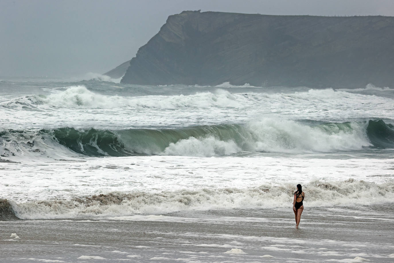 Fotos: Imágenes del temporal marítimo en Comillas y Oyambre