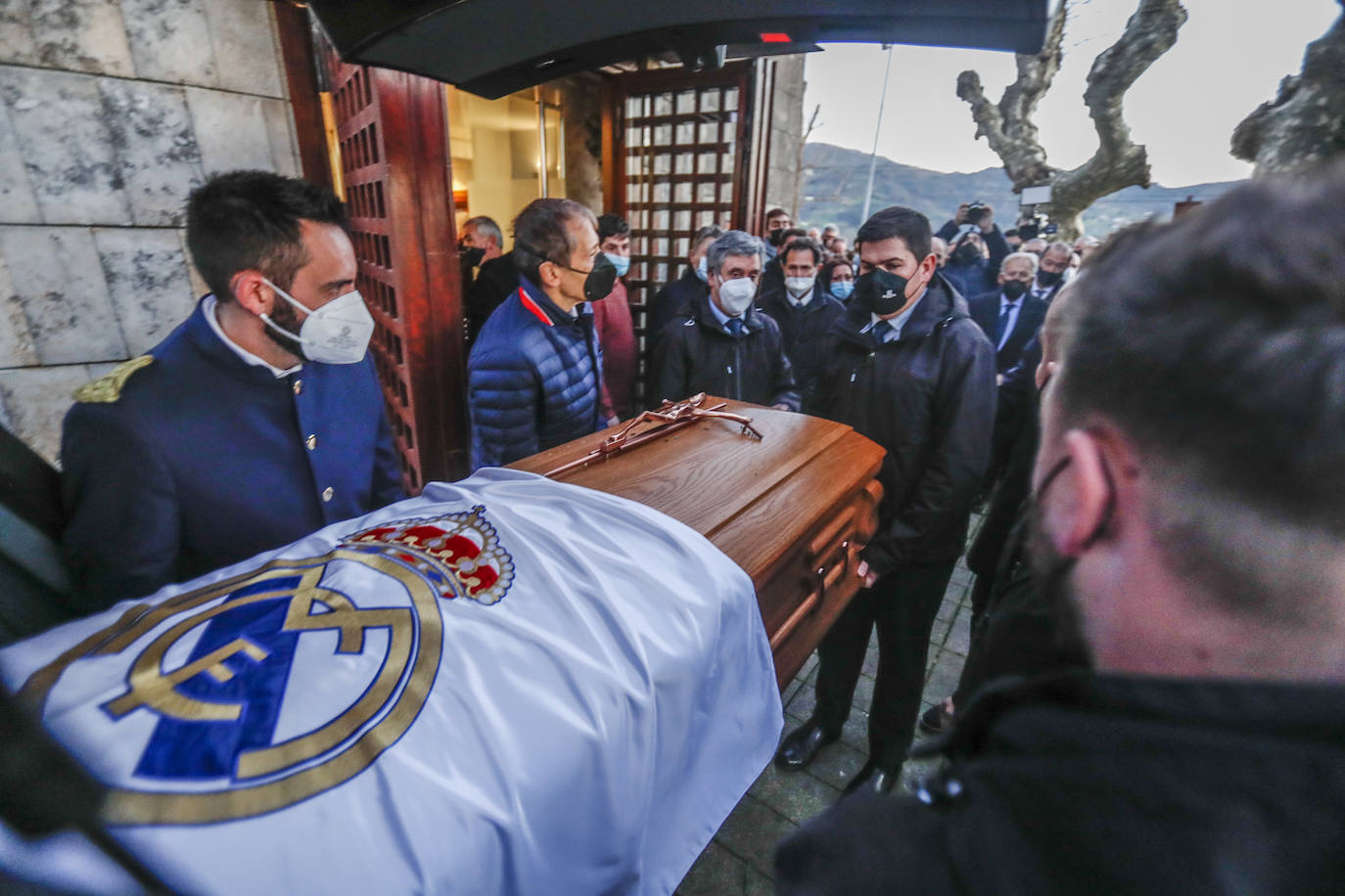 El funeral se ha oficiado en la iglesia de Muslera