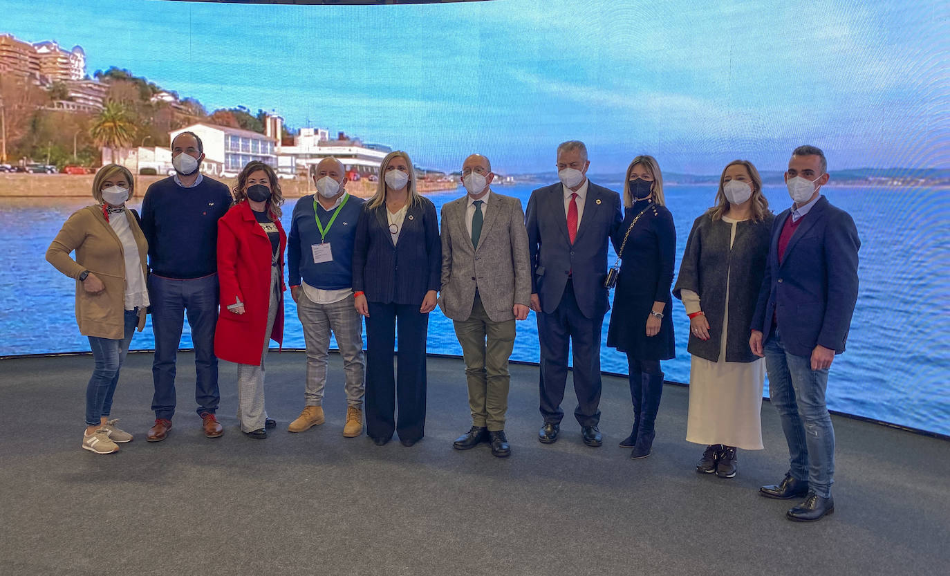 Delegación socialista en el Día de Cantabria