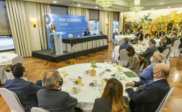 El Foro Económico se ha celebrado en el hotel Bahía.