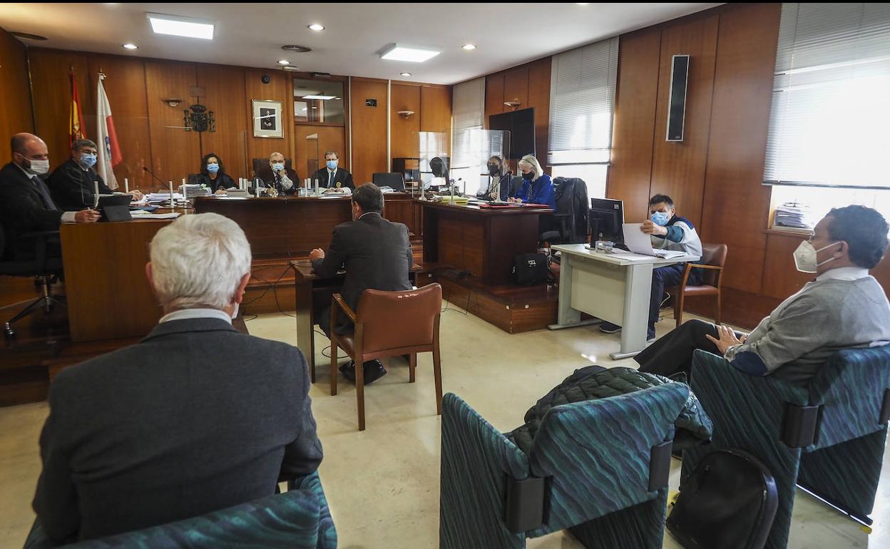 «Pagar diez facturas agrupadas no es lo que dice la norma», apunta un perito en el juicio por el caso del SCS