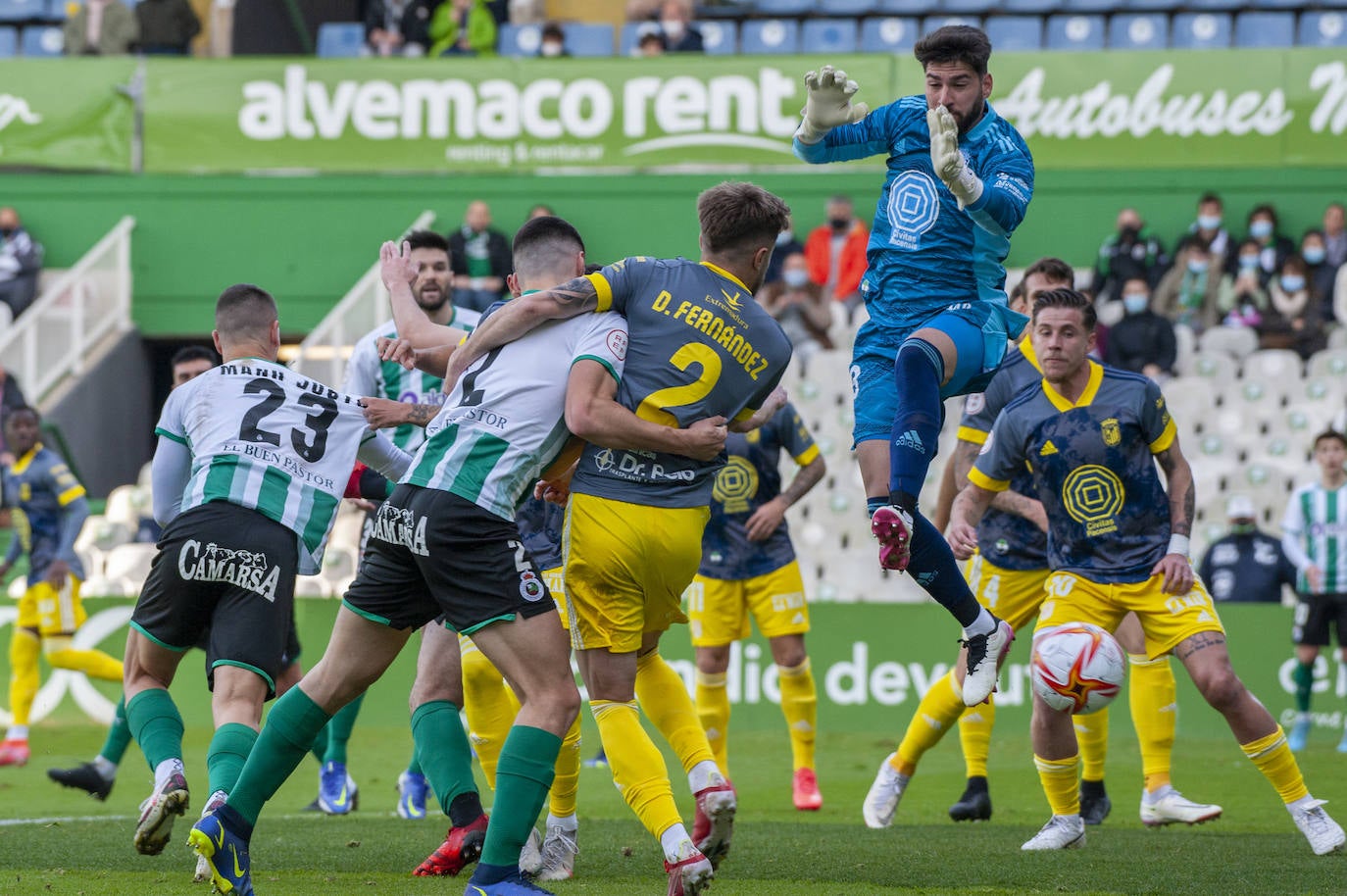 Fotos: Las mejores imágenes del Racing-Badajoz