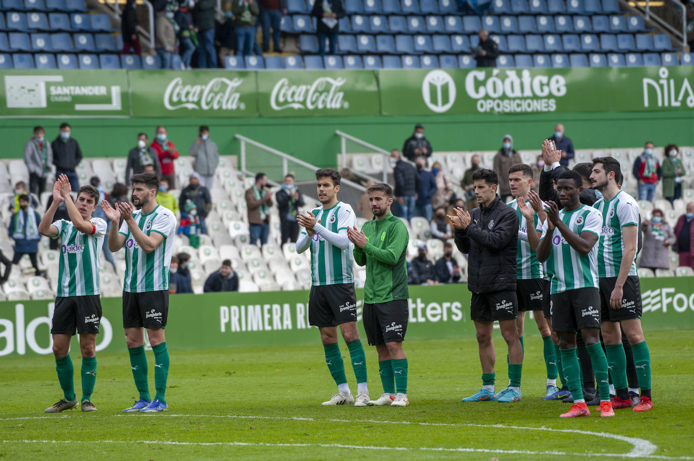 Fotos: Las mejores imágenes del Racing-Badajoz