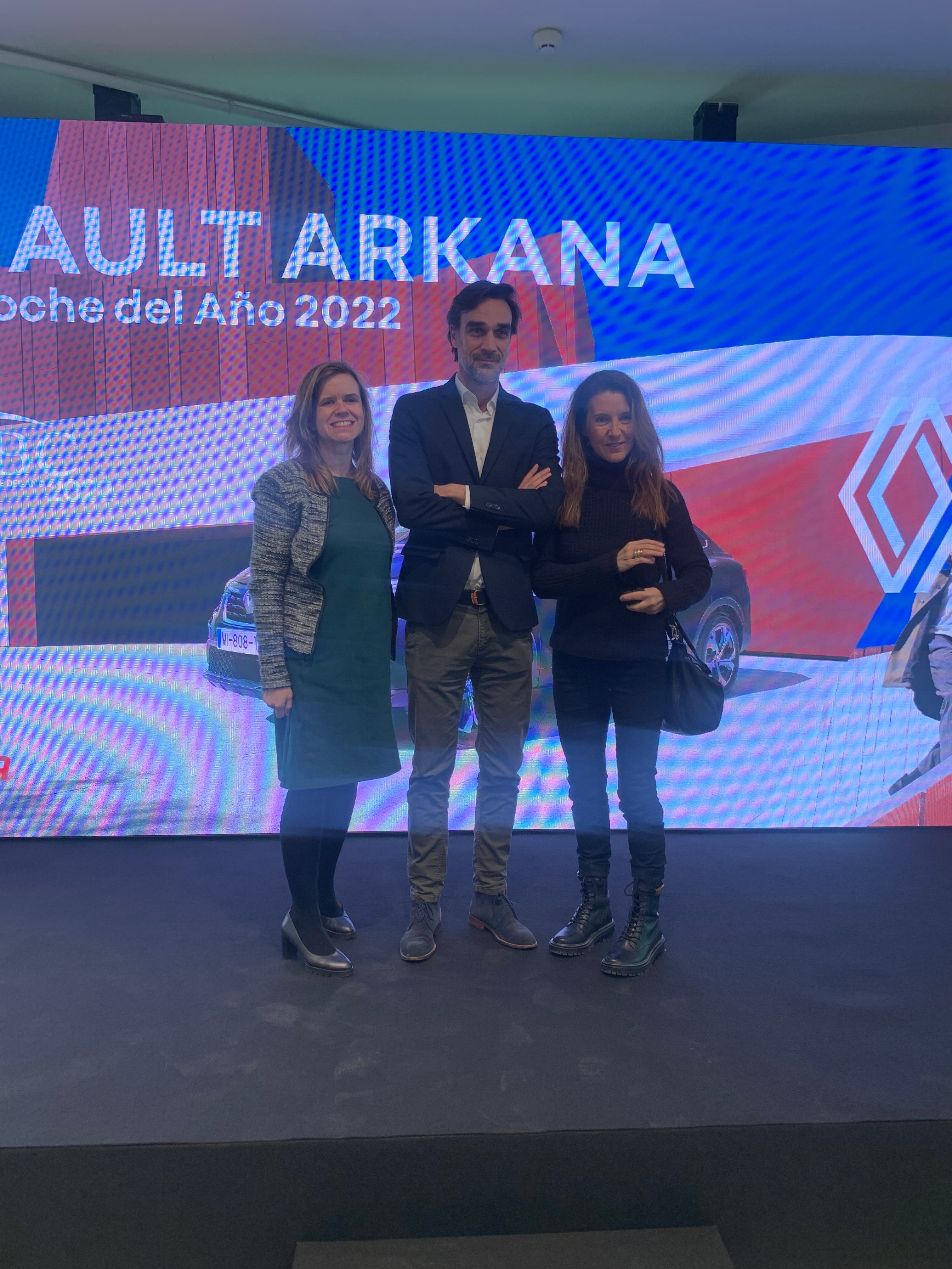 Paula Bartolomé, Alberto Morla y Ana Vellosillo, representantes de Stellantis