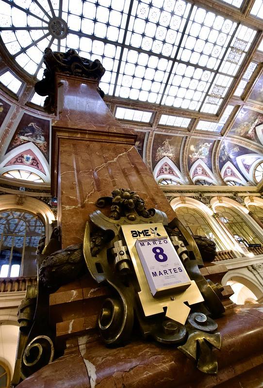 Interior de la Bolsa de Madrid. 