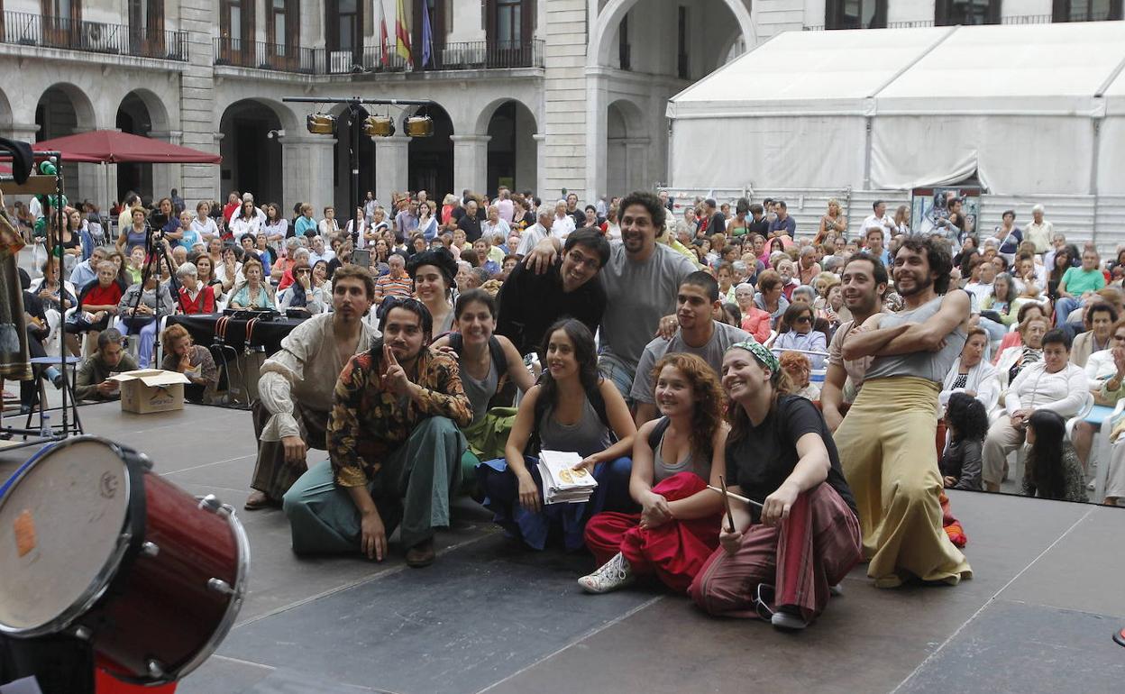 El 'Bonocooltura Joven' para abaratar libros y entradas ya está otra vez en circulación