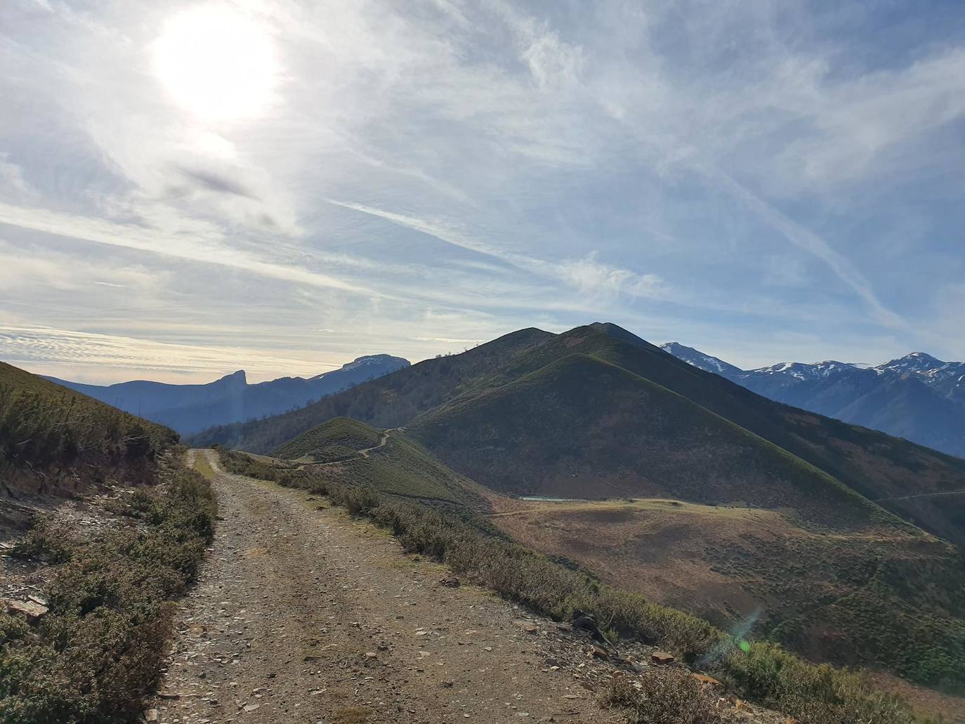 Vistas en la pista del Pico Moncó.