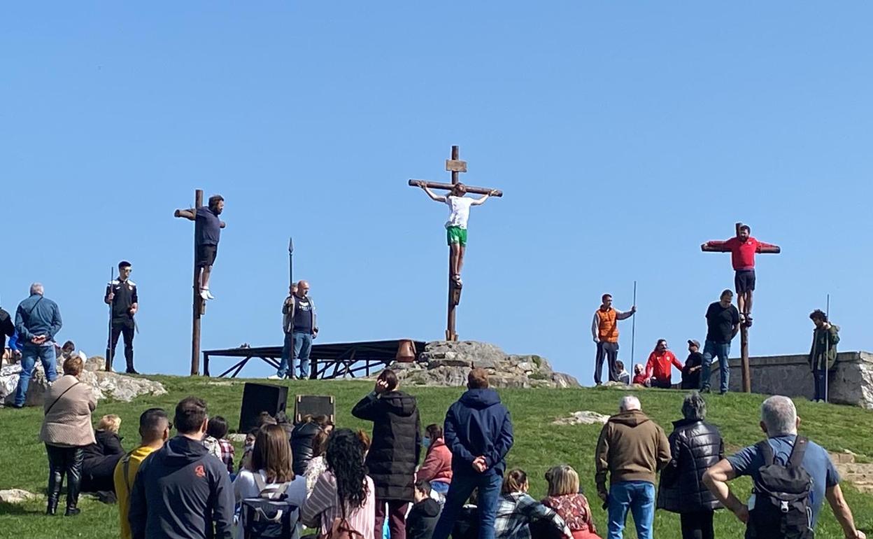 Un momento de la crucifixión 