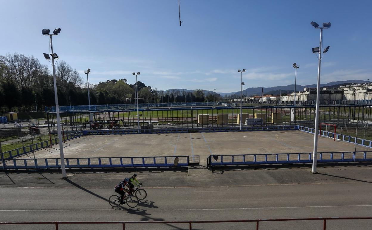 El proyecto prevé invertir dos millones de euros en el complejo deportivo Óscar Freire.