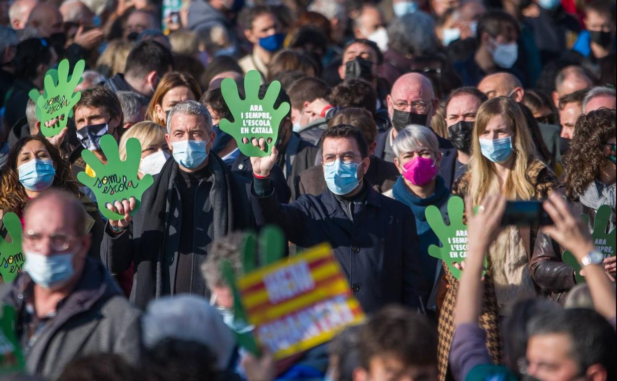 Manifestación contra el fallo del TSJC del castellano en las escuelas el pasado mes de diciembre. 