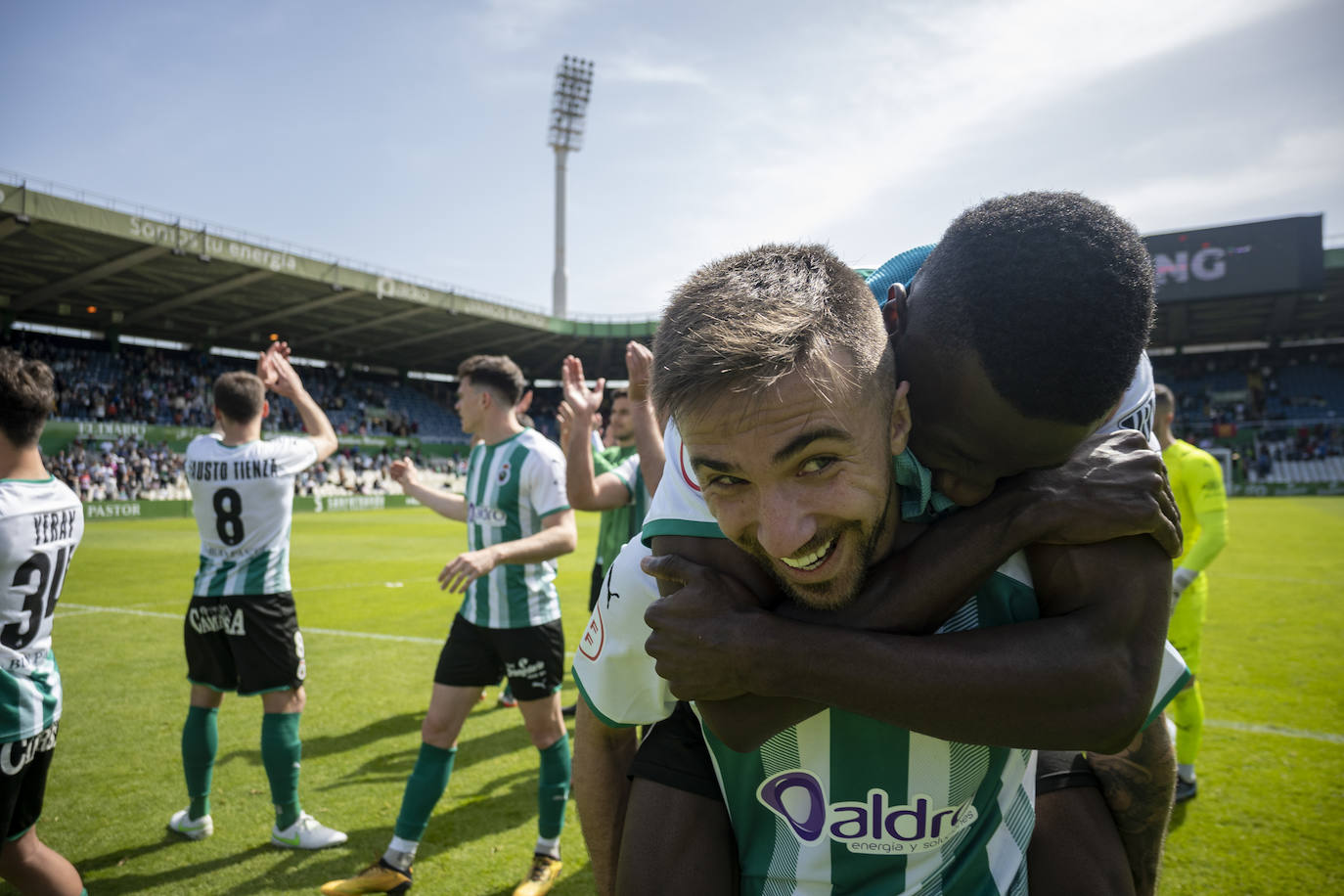 Choque poco brillante del equipo verdiblanco en el que se lleva los tres valiosos puntos