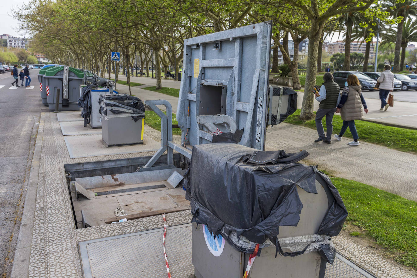 Fotos: Un repaso a los contenedore soterrados de Santander