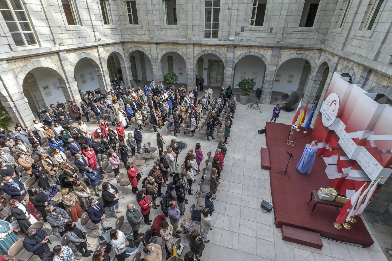 Vista general del acto, celebrado este sábado en el Parlamento de Cantabria.