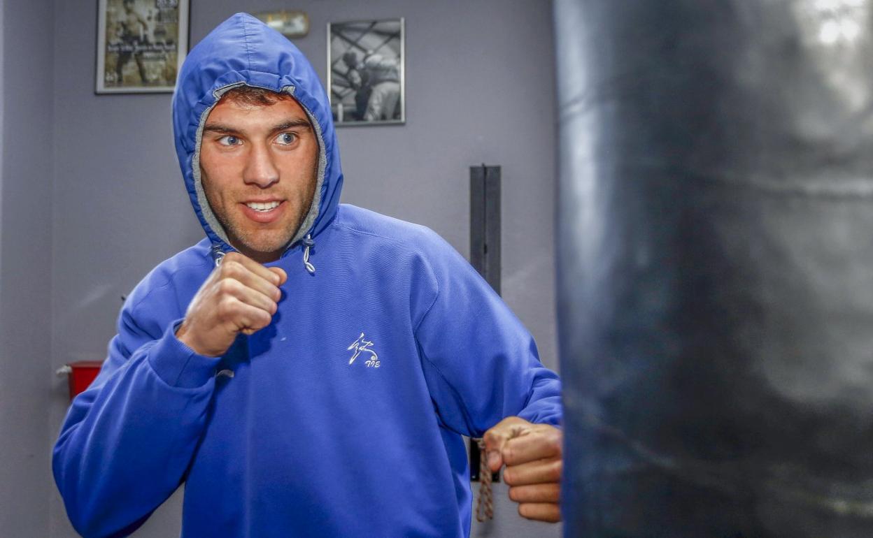 Sergio García, durante uno de sus últimos entrenamientos en el Gimnasio Kronk de Torrelavega antes de viajar a Las Vegas.