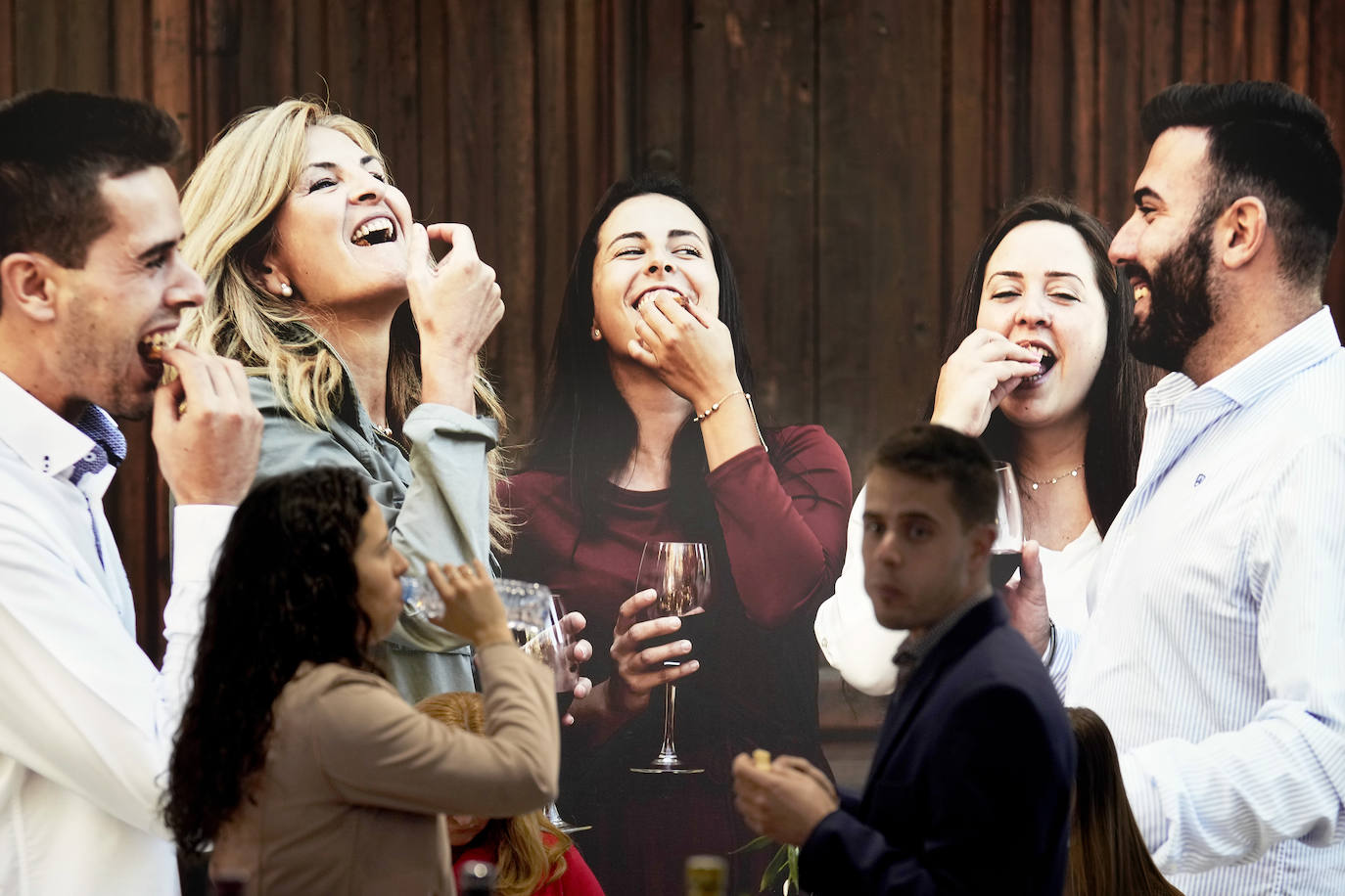 Trece empresas agroalimentarias de Cantabria, en el stand que comparten la Oficina de Calidad Alimentaria de Cantabria (Odeca) y Sodercan, participan en el XIII Salón Alimentaria de Barcelona con la presencia del Rey Felipe VI 