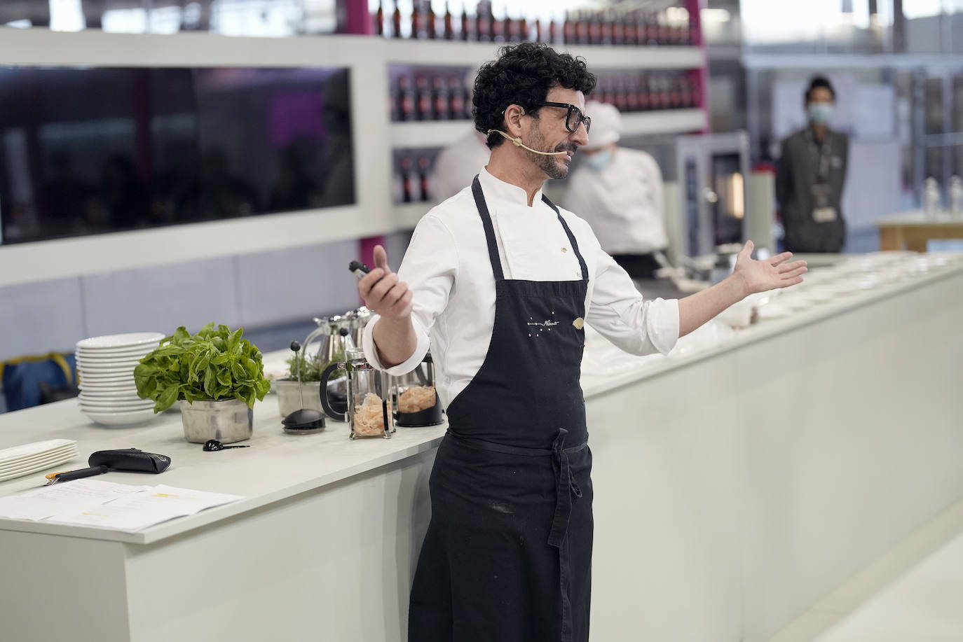 Trece empresas agroalimentarias de Cantabria, en el stand que comparten la Oficina de Calidad Alimentaria de Cantabria (Odeca) y Sodercan, participan en el XIII Salón Alimentaria de Barcelona con la presencia del Rey Felipe VI 