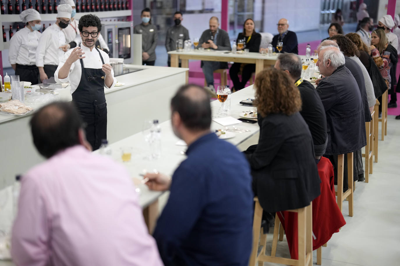 Trece empresas agroalimentarias de Cantabria, en el stand que comparten la Oficina de Calidad Alimentaria de Cantabria (Odeca) y Sodercan, participan en el XIII Salón Alimentaria de Barcelona con la presencia del Rey Felipe VI 