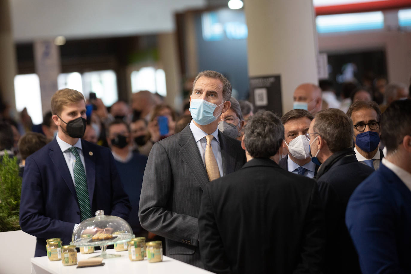 Trece empresas agroalimentarias de Cantabria, en el stand que comparten la Oficina de Calidad Alimentaria de Cantabria (Odeca) y Sodercan, participan en el XIII Salón Alimentaria de Barcelona con la presencia del Rey Felipe VI 