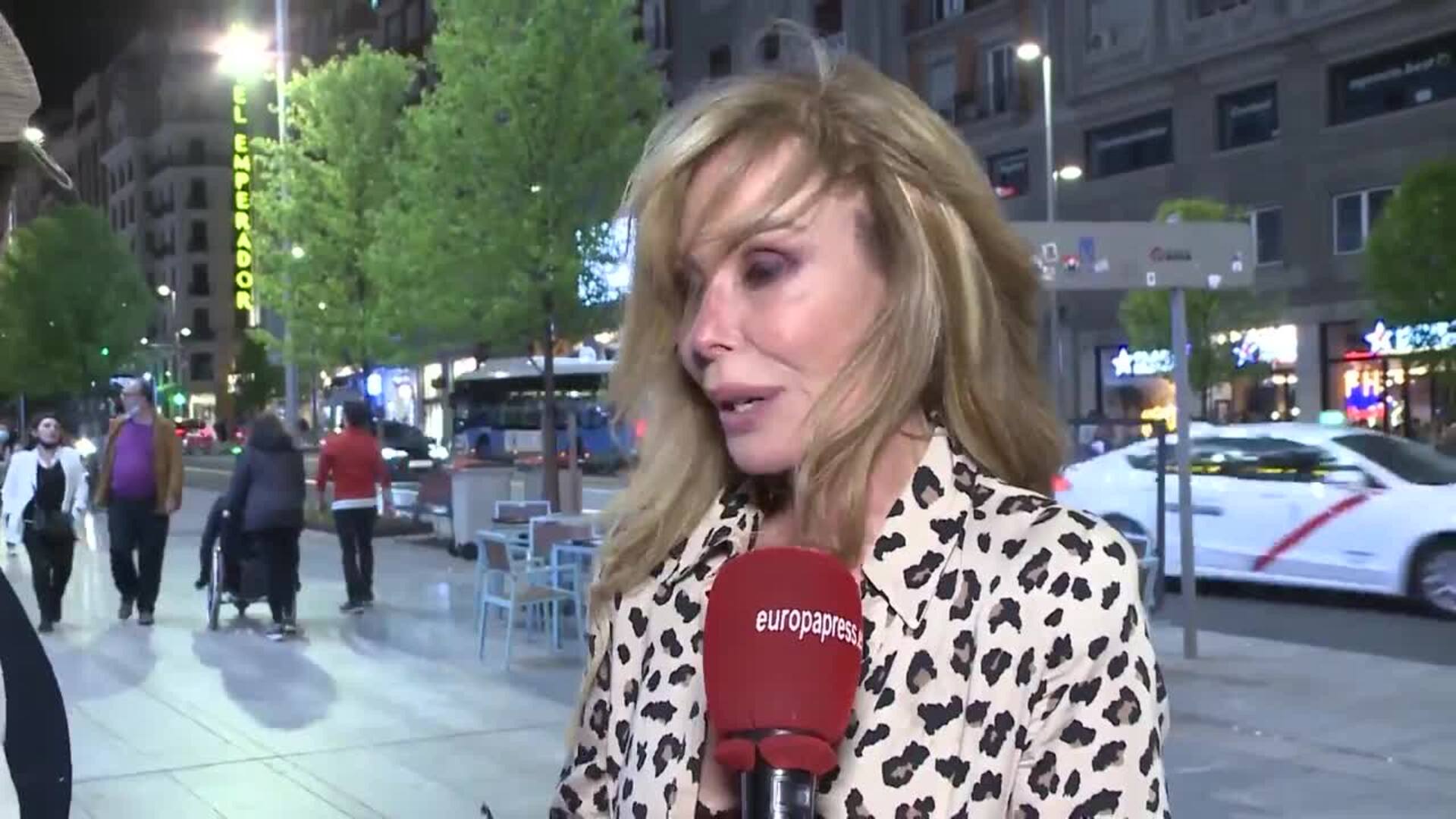 Lara Dibildos despeja las dudas sobre su madre, Laura Valenzuela