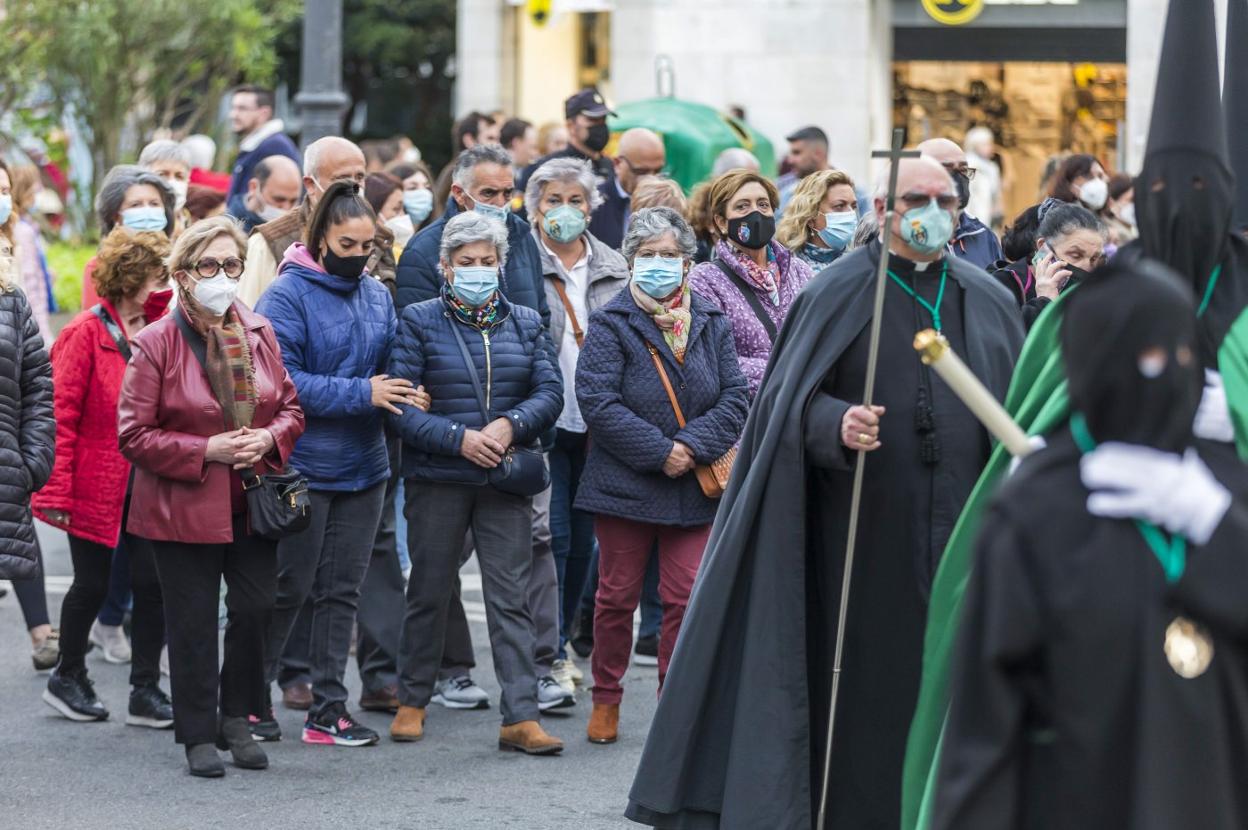 En los mayores de 60 años la tasa de incidencia covid en Cantabria se sitúa en los 466 casos por cada 100.000 habitantes. 