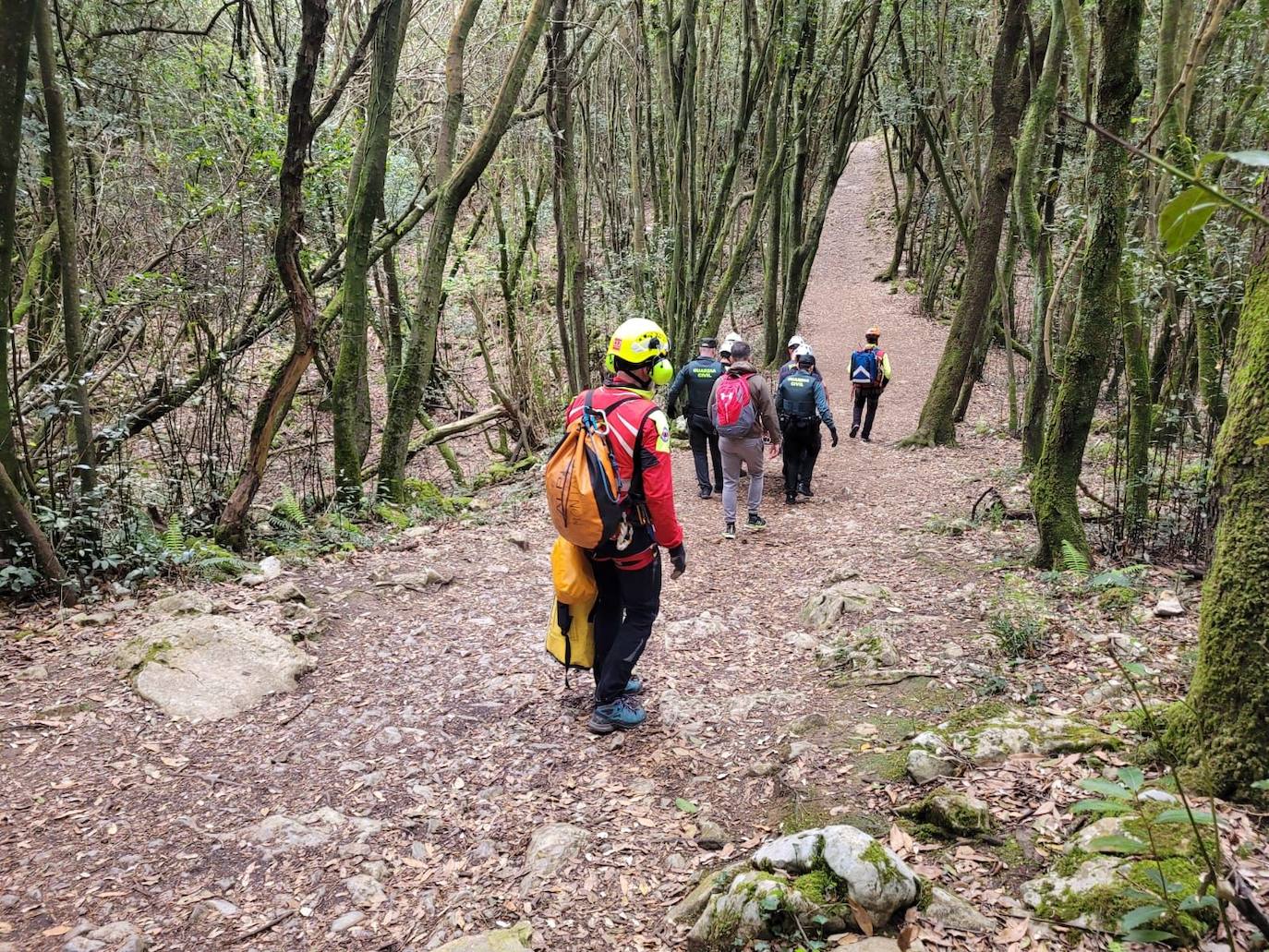 Fotos: Imágenes del rescate en el Monte Buciero de Santoña