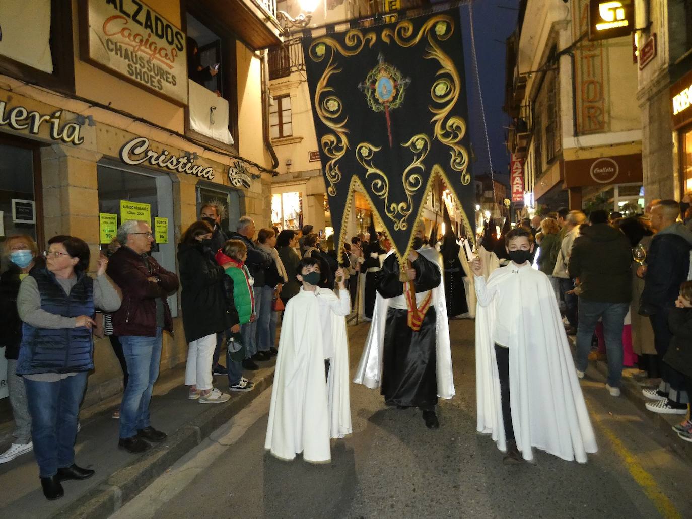 Fotos: Fervor, belleza y emoción en la Procesión de la Soledad