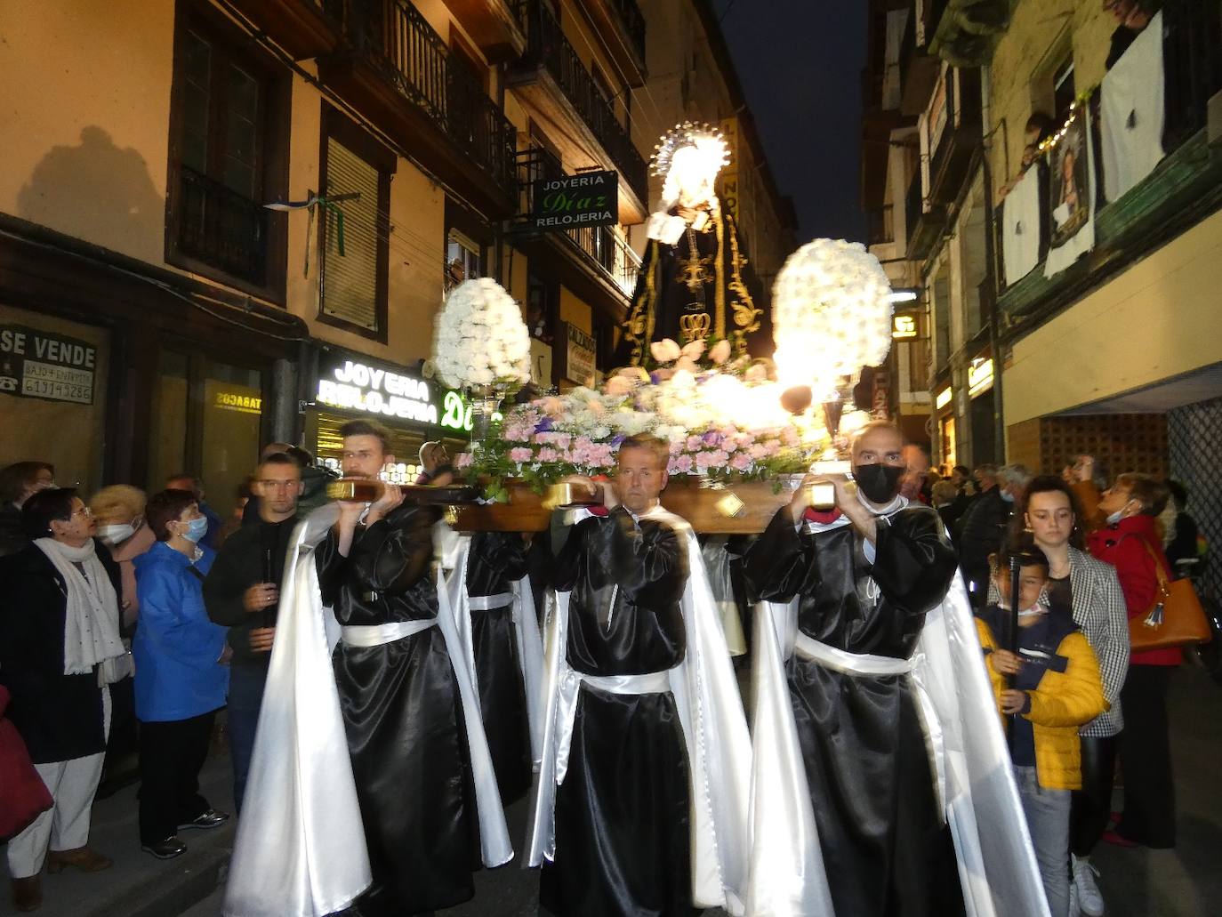 Fotos: Fervor, belleza y emoción en la Procesión de la Soledad
