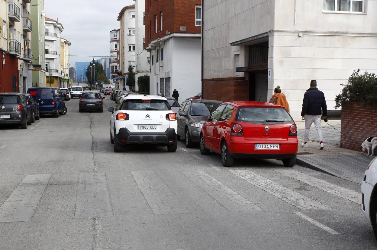 Calle Calderón de la Barca, una de las más importantes del barrio Paseo del Niño. 