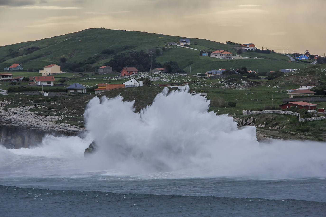 Fotos: El ruido de las olas al chocar