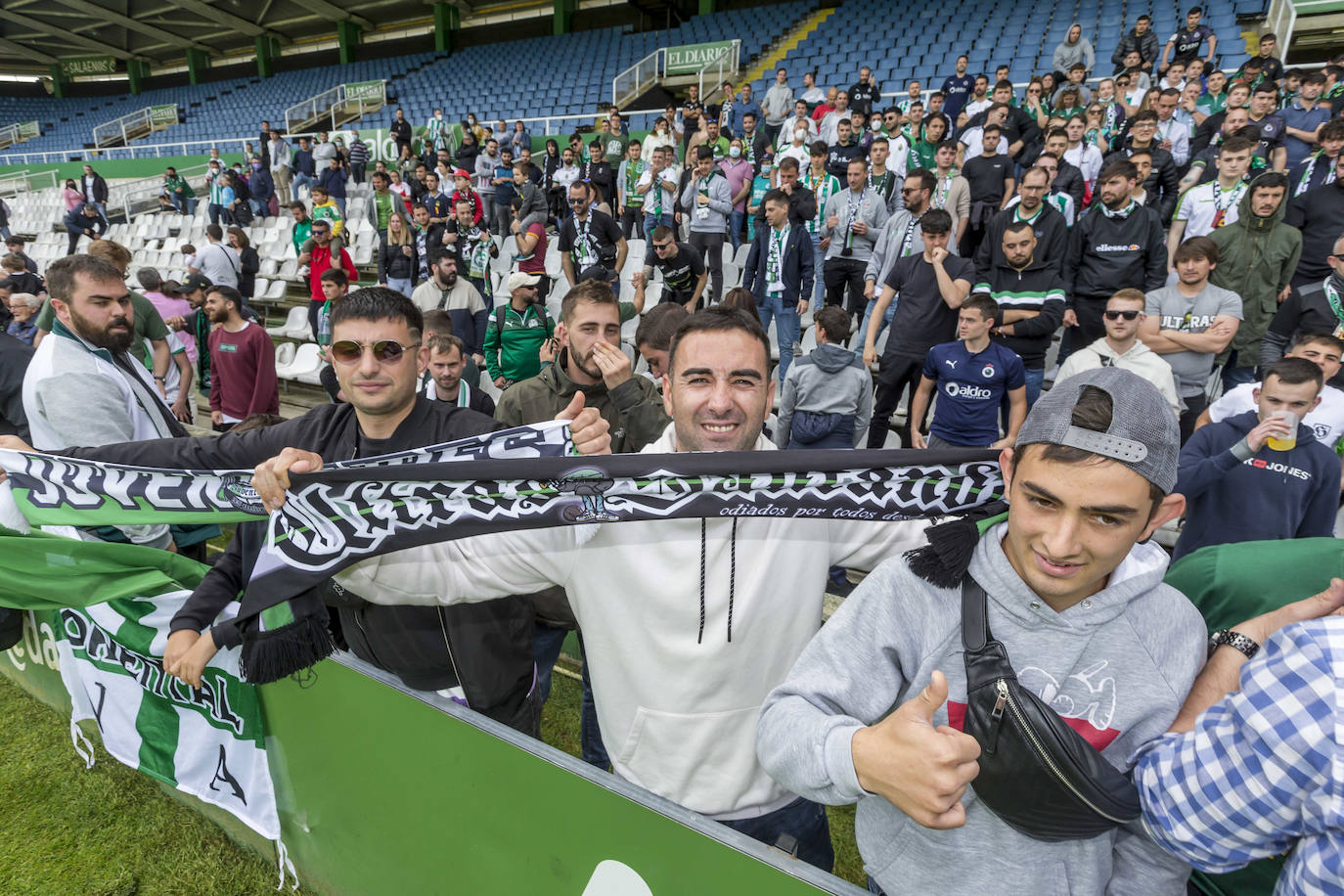 El equipo cántabro, apoyado por un estadio lleno y con la fiesta ya preparada por si hay éxito este domingo, busca ante el Celta B el punto que le devuelva a Segunda