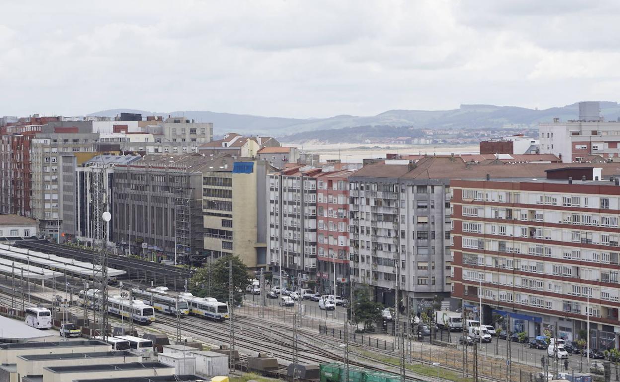 Zona de vías férreas en el centro de Santander.