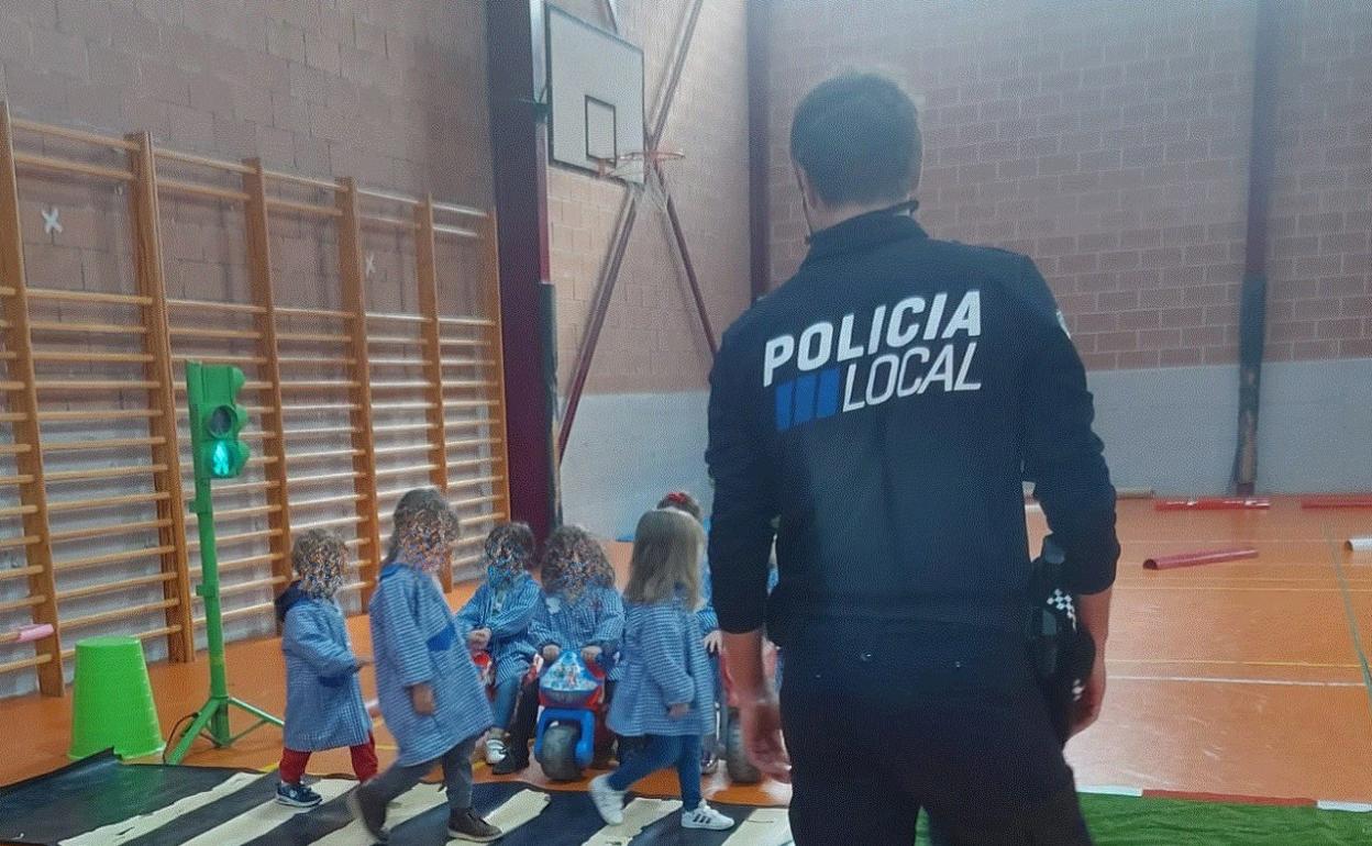 Las sesiones han tenido lugar en el pabellón polideportivo. 