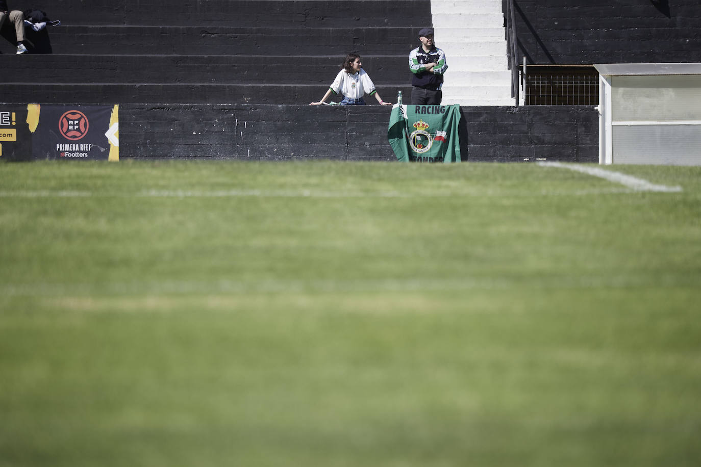 Fotos: El Tudelano se impone por tres goles a cero al Racing