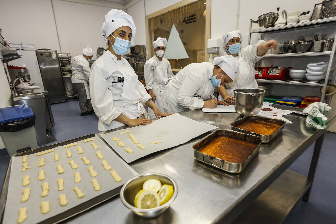 Fotos: Primer día aprendiendo cocina y pastelería