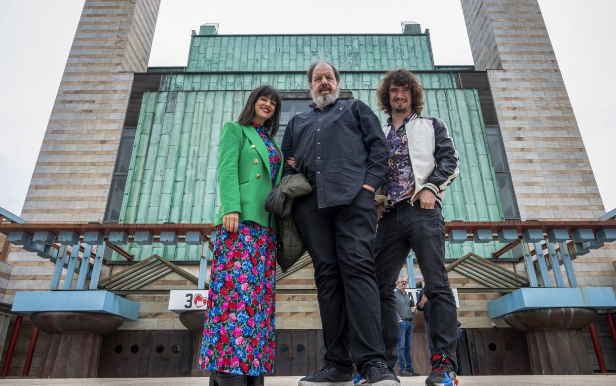 Ylenia Baglietto, José María Pou y Lander Otaola, ayer en el Palacio de Festivales.