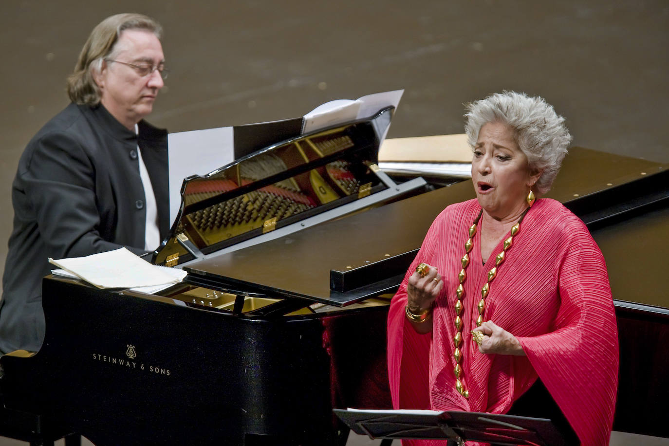 Concierto en el Palacio de Festivales de Teresa Berganza y Juan Álvarez Parejo en 2008