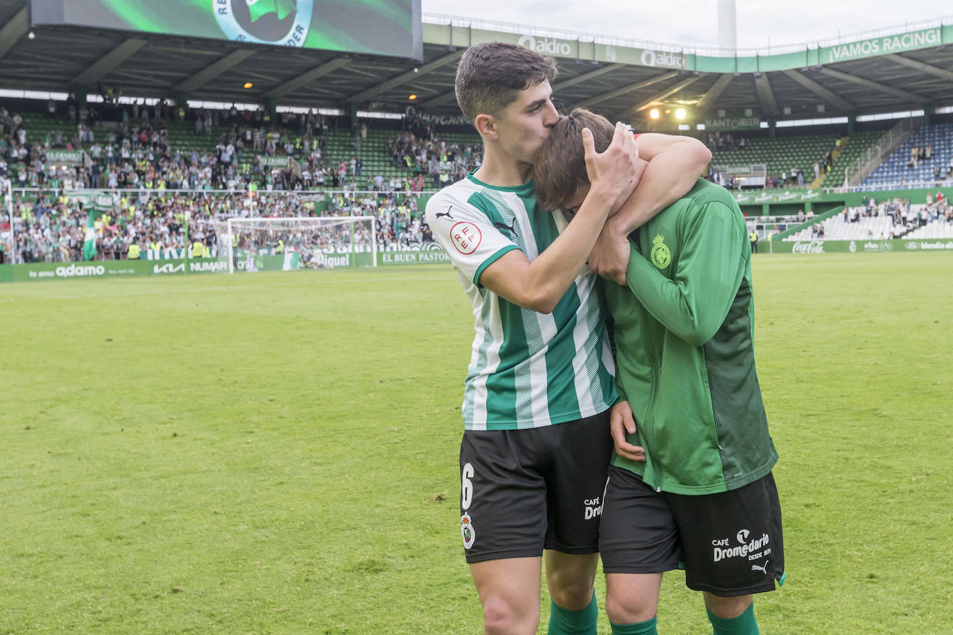 Fotos: Último partido del Racing de la temporada en los Campos de Sport