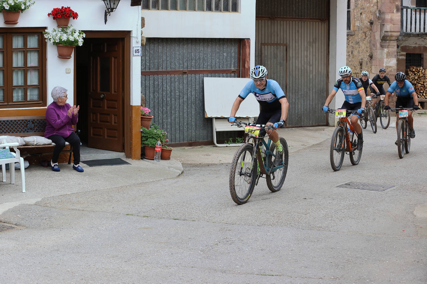 Desde las ocho de la mañana 3.680 deportistas han participado en la decimocuarta edición de la prueba