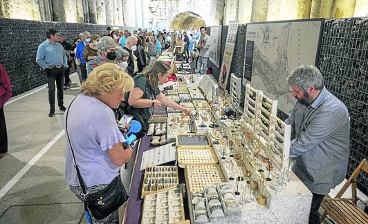 En la boca este se situó un mercado de productos artesanos de Cantabria.