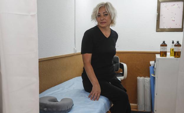 Eugenia Mordovtseva, en el centro de estética en el que trabaja.