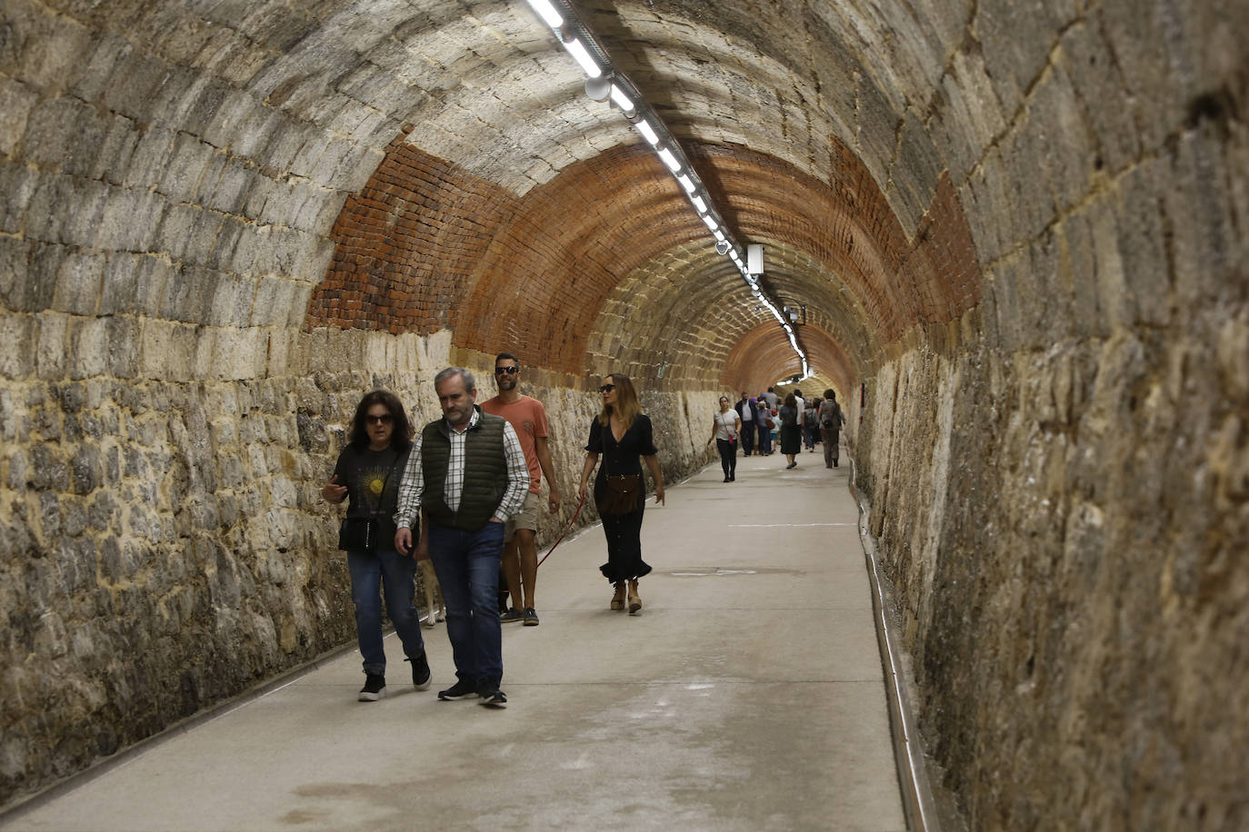 Fotos: Un paseo por el túnel