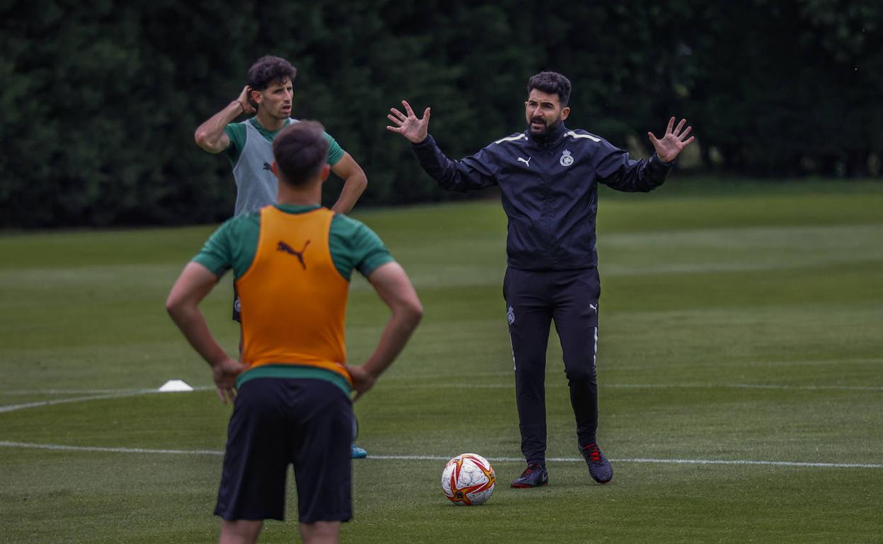 Guillermo Fernández Romo durante uno de los entrenamientos con el equipo de esta semana. 