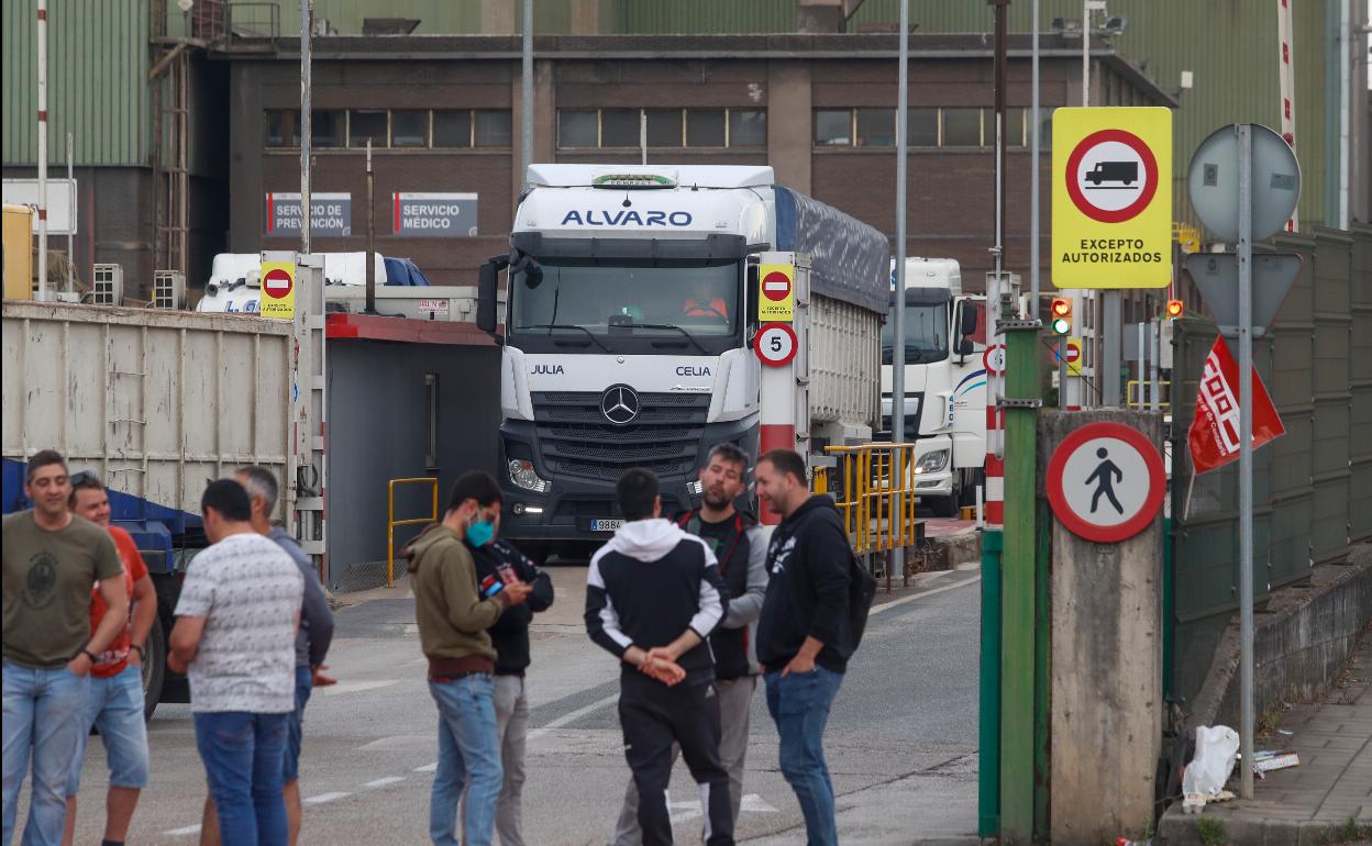 Pymetal pide a los trabajadores que vuelvan a sus puestos «para no generar más pérdidas»