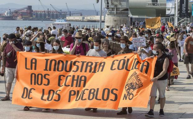 Imagen de una protesta del verano pasado por las calles de Santander.